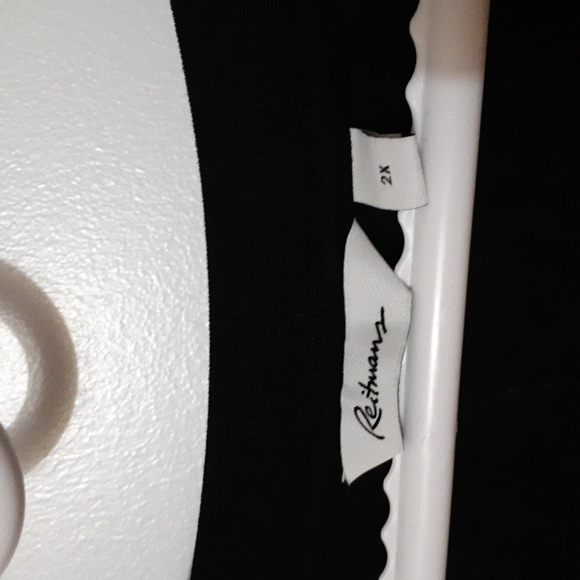 Reitman's Blouse - Picture 3 of 4